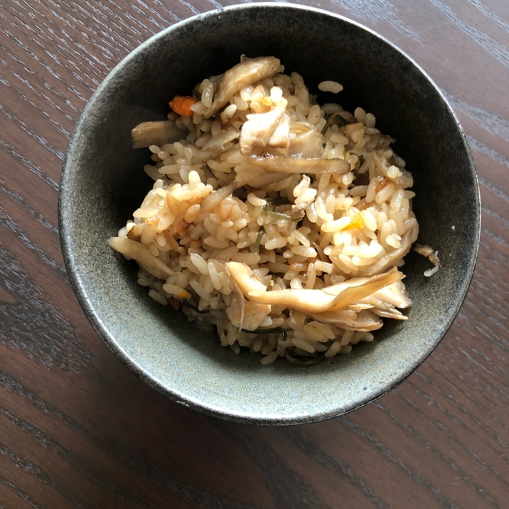 めんつゆで簡単!鶏ごぼうおこわ